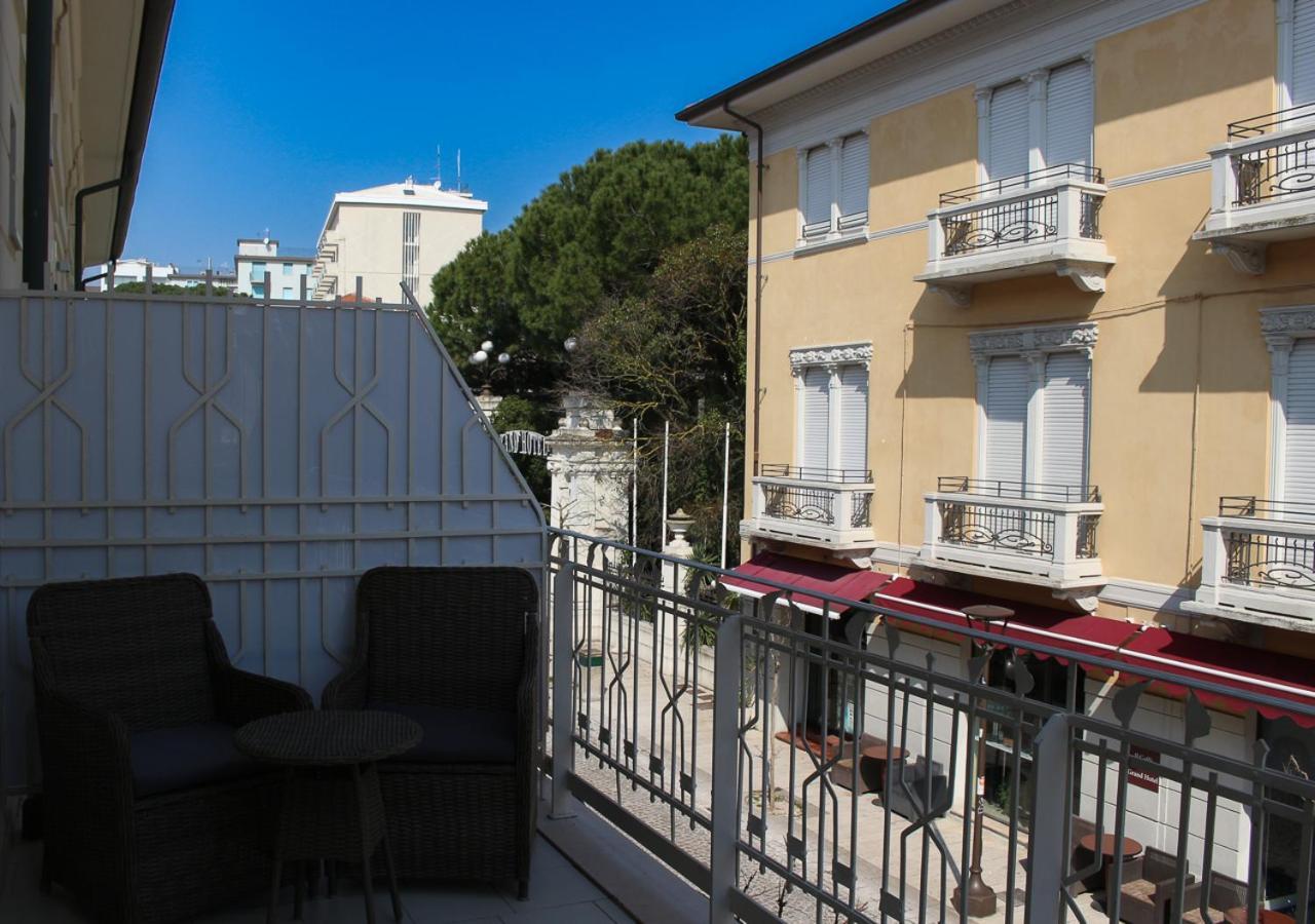 Bmp Apartment Atmosphere 1 Centrale Con Garage Riccione Exterior foto